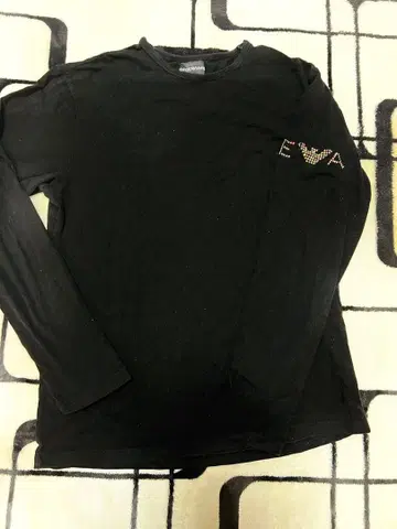 새상품급 EMPORIO ARMANI 블랙 긴팔 티셔츠