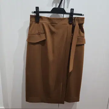 브라운 랩스타일 스커트