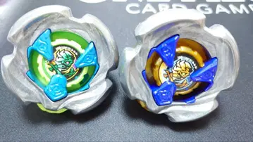 베이블레이드 x 마미 커스 세트