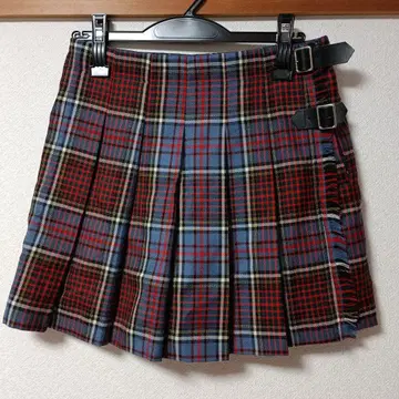 체크 무늬 플리츠 숏팬츠