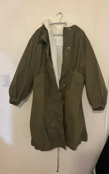 PAGEBOY PB970049TS/A 라인 BIG 모즈 코트