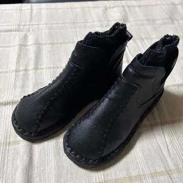 블랙 가죽 숏부츠