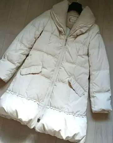 1월 15일까지 새상품 택 포함 LODISPOTTO 로디스포토 다운 코트