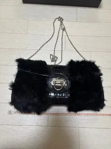 퍼와 크로커다일풍 클러치백