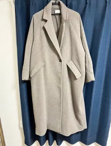 Ungrid 루즈 실루엣 체스터 코트 S 사이즈