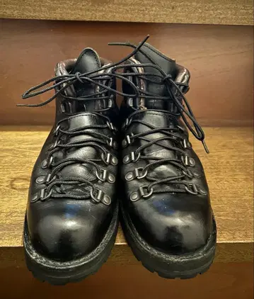 Danner 부츠/-/BLK/마운틴 라이트/USA제/신은 주름/마찰 있음