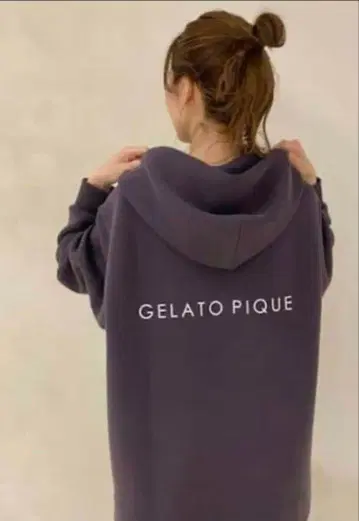 택 포함 새상품 젤라또피케 GELATO PIQUE 로고 후드티