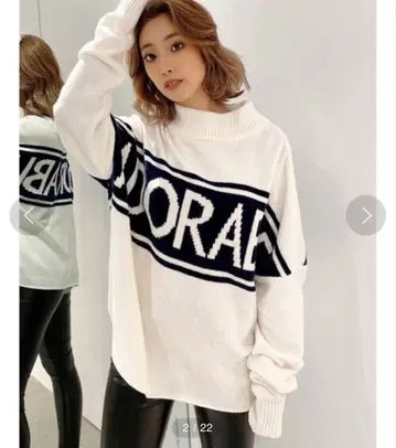 ADORABLE 벨로아 몰 니트 TOPS