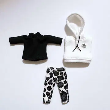 오비츠 11 딜러 의류