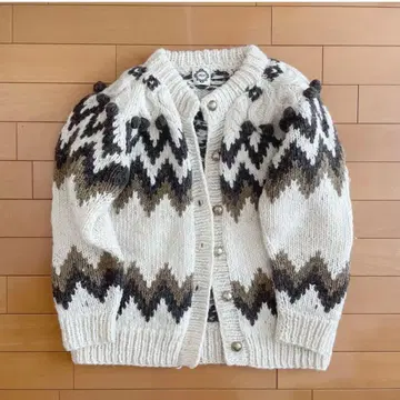 PUR 핸드메이드 니트