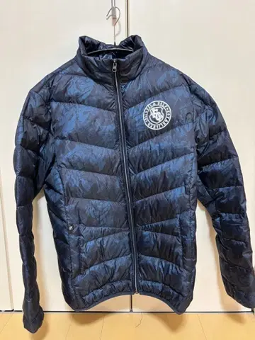 FILA 골프 라이트 다운 자켓 네이비 카모플라쥬