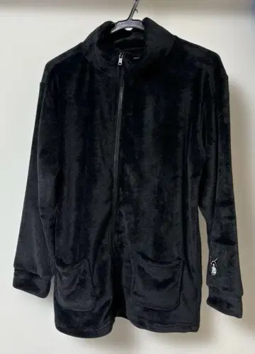 Kuromi 블랙 플리스 자켓