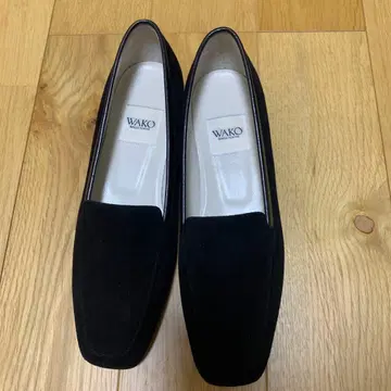 WAKO 블랙 플랫슈즈 22.5cm
