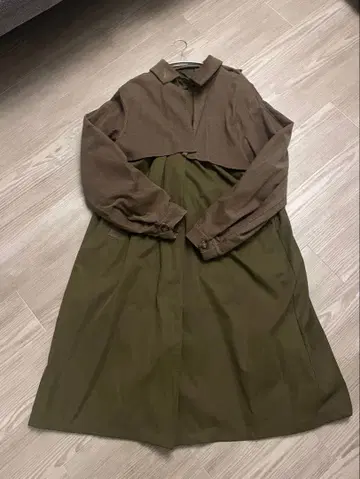 올리브색 트렌치코트 사이즈 F