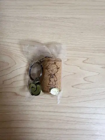 메멜 코르크 키링