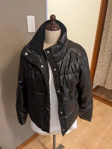 GAP 블랙 다운 자켓(^^)