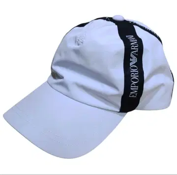 Emporio Armani 화이트 캡