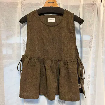 브라운 프릴 포함 린넨풍 베스트