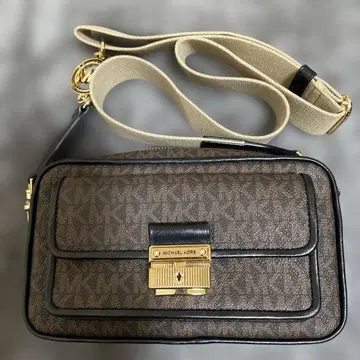 MICHAEL KORS 브라운 숄더백