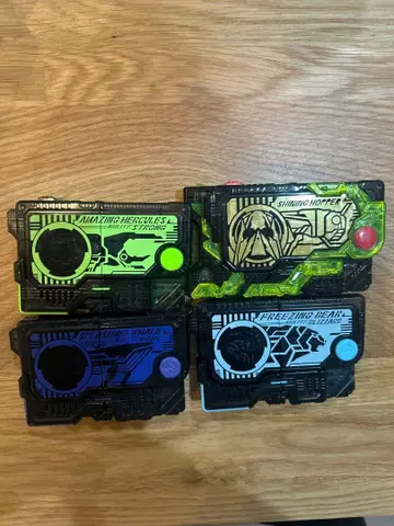 가면라이더 제로원 샤이닝 호퍼 외 4점