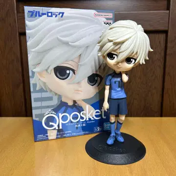 Qposket 블루 록 나기 세이시로 피규어