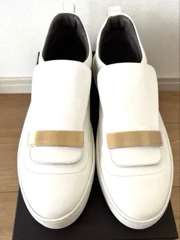 sergio rossi 화이트 스니커즈 사이즈 9