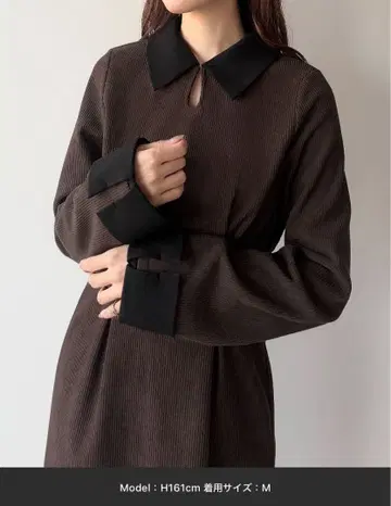 바이컬러 코듀로이 타이트 원피스 브라운 XL