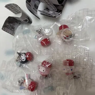 산리오 딸기 메지루시 액세서리 컴프 세트