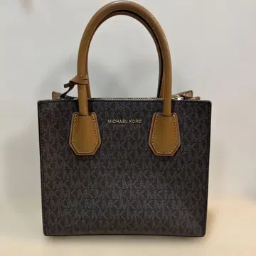 MICHAEL KORS 다크 브라운 핸드백