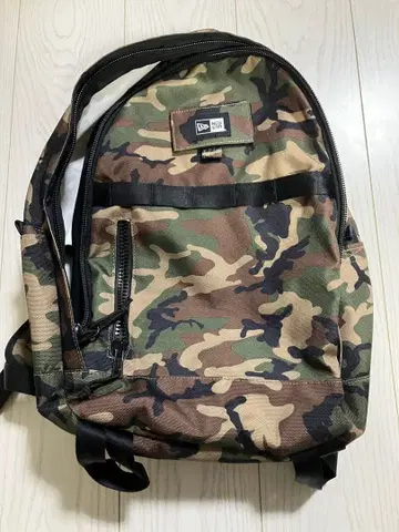 카모플라쥬 나일론 백팩 뉴에라
