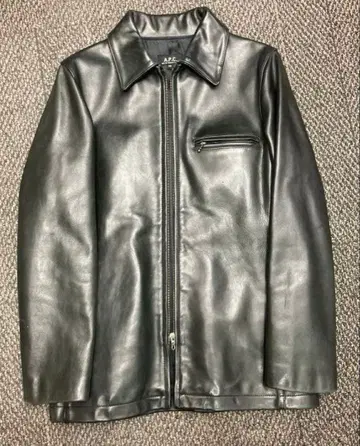 A.P.C. 블랙 가죽 자켓 일본 여성 M 사이즈 프랑스제
