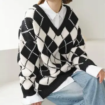 새상품급 에브리데이 아이라이크 아가일 V넥 풀오버 니트 울