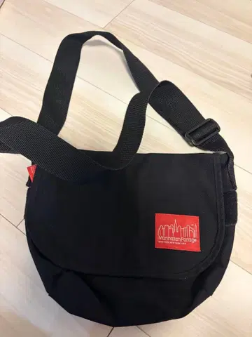 맨해튼 포티지 블랙 숄더백