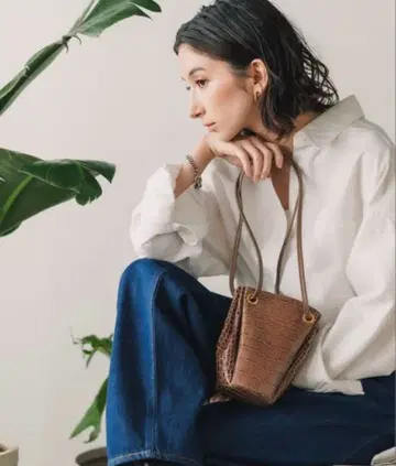 sita parantica 시타파란티카 악어 엠보싱 미니 백