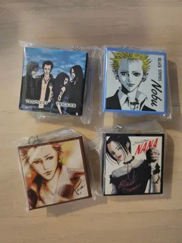 NANA CD풍 아크릴 참 4개 세트