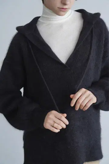 clane ANGORA OVER KNIT HOODIE