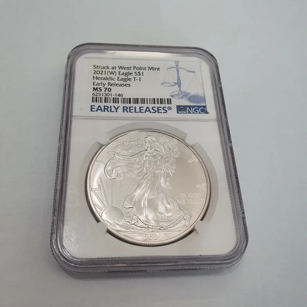 gc2m | 브랜드 중고거래 플랫폼, 번개장터