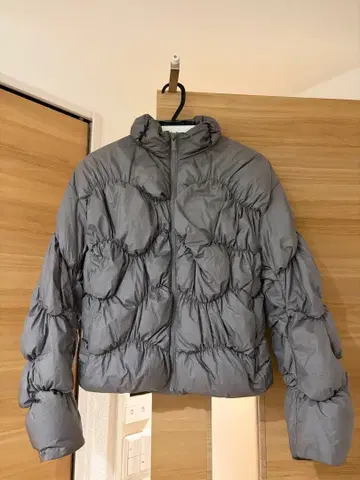 A.A.Spectrum 그레이 다운 자켓