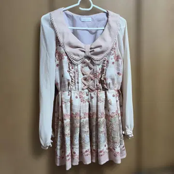 LIZLISA 나무딸기 패턴 셋업