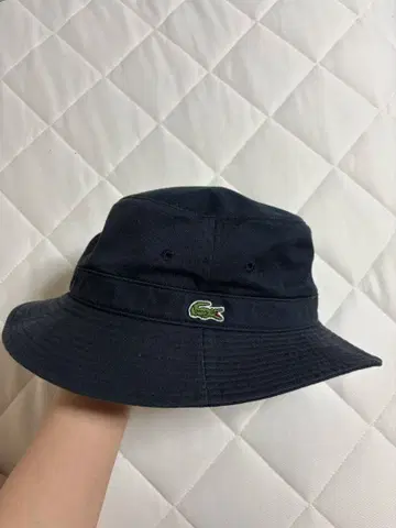 LACOSTE 네이비 버킷햇 58.5cm