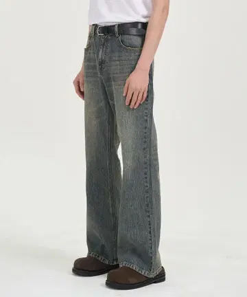 [ 새상품 ] TOFFEE B rushed Bootcut 데님 팬츠