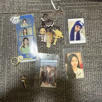 TWICE 쯔위 키링 트레이딩 카드 세트