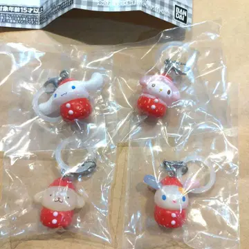 산리오 딸기 표시 액세서리