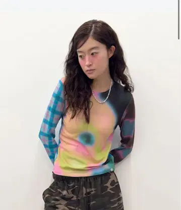 TYPESERVICE Glow Bunny Top [Blue]