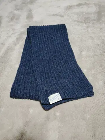 Bamboo Shoots 네이비 리브 머플러