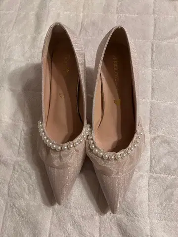 펄 장식 핑크 하이힐 39