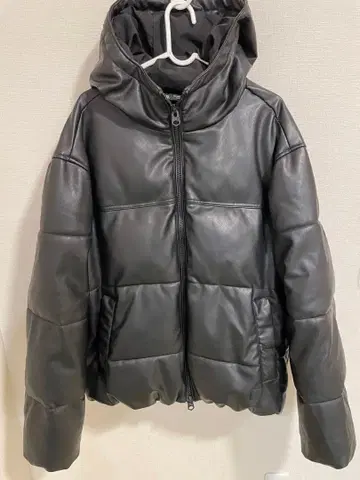 ZARA 인조 가죽 퍼프 자켓 블랙 L