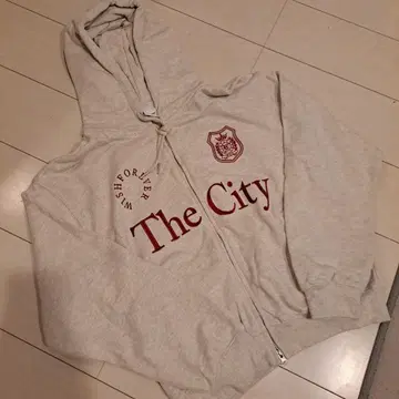 후드티 The City 새상품급