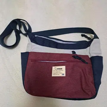 mozo 숄더백 네이비/와인 레드