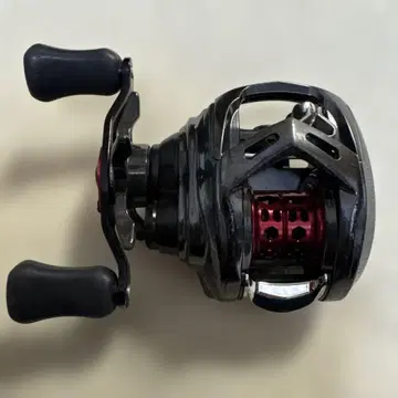 다이와 알패스 AIR TW 8.6L 중고